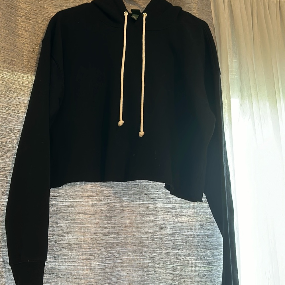 Crop Top Hoodie NEVER WORN